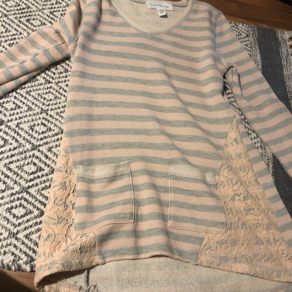 •grey and pink striped long sleeve shirt